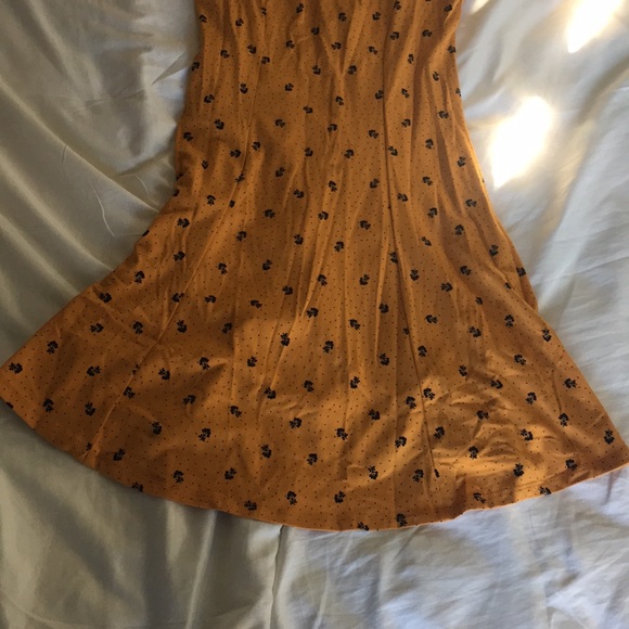Dress - Picture 3 of 5